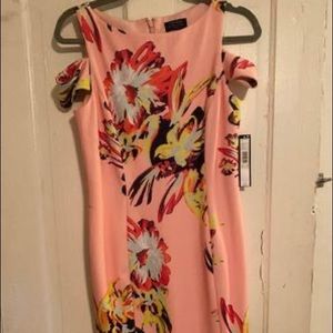 Women’s size 4p pink floral Tahari dress.